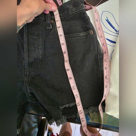 We The Free Black Distressed Denim Shorts - Picture 7 of 9